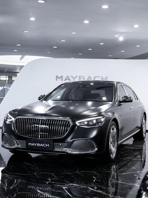 成都192岚图汽车的售后服务让用户无忧出行，迈巴赫未来的豪华车趋势